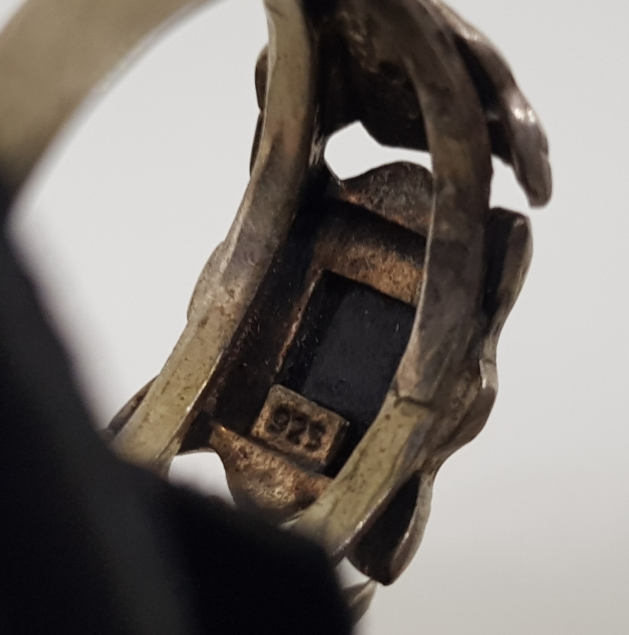 KABARTMA İŞÇİLİKLİ ANTİKA GÜMÜŞ YÜZÜK