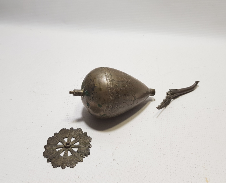 ÜZERİ KALEM VE KABARTMA İŞÇİLİKLİ OSMANLI DÖNEMİ GÜMÜŞ GÜLEBDAN