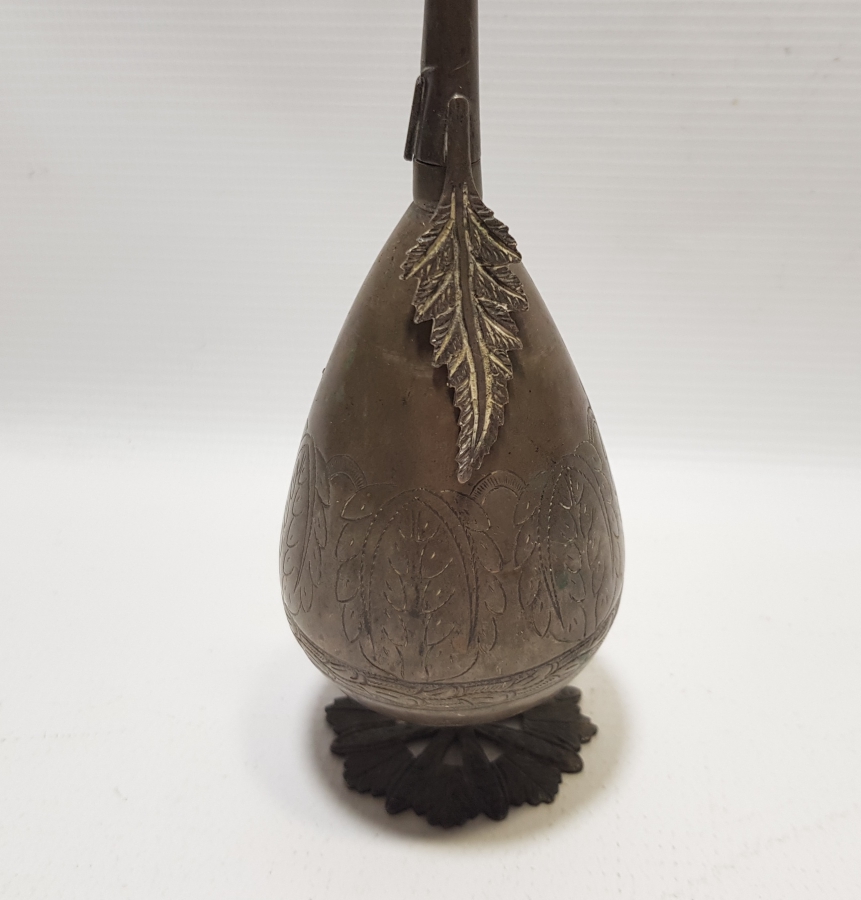 ÜZERİ KALEM VE KABARTMA İŞÇİLİKLİ OSMANLI DÖNEMİ GÜMÜŞ GÜLEBDAN