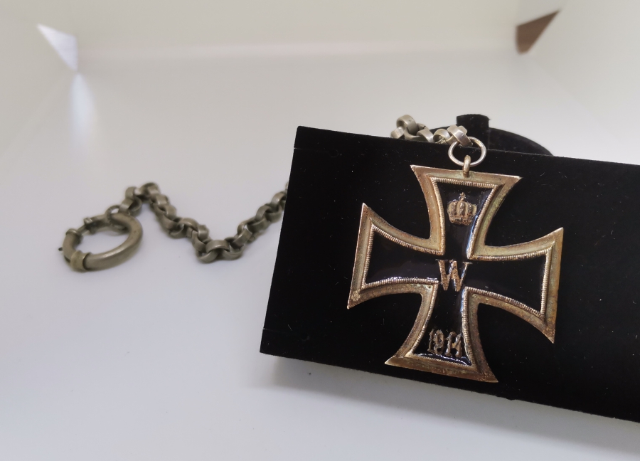 1. DÜNYA SAVAŞI DÖNEMİ 1. DERECE GÜMÜŞ OSMANLI SUBAYLARINA VERİLMİŞ ALMAN DEMİR HAÇ MADALYASI