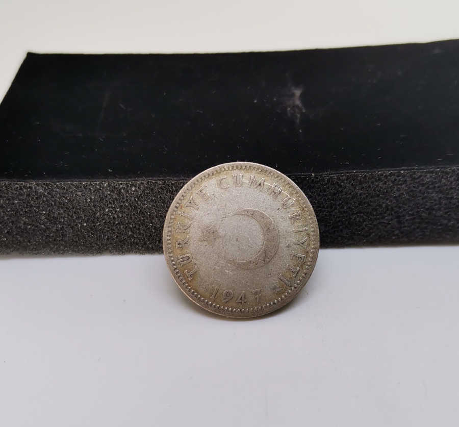 1947 YILI GÜMÜŞ 1 LİRA