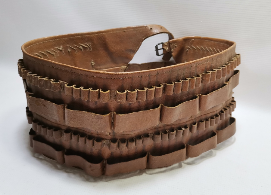 OSMANLI DÖNEMİ ÇİFT KATLI DERİ KUVVACI KÜTÜKLÜĞÜ