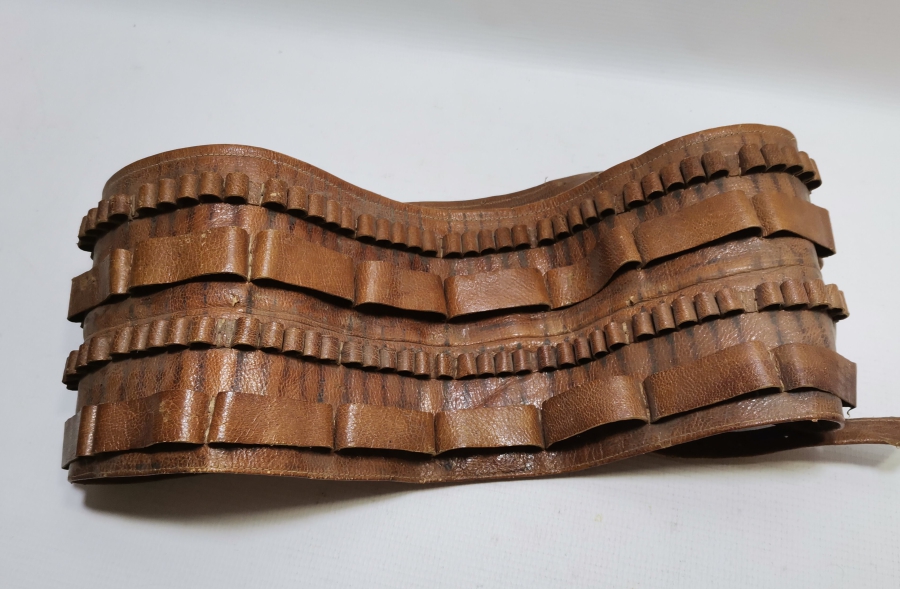 OSMANLI DÖNEMİ ÇİFT KATLI DERİ KUVVACI KÜTÜKLÜĞÜ