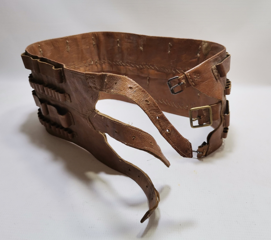 OSMANLI DÖNEMİ ÇİFT KATLI DERİ KUVVACI KÜTÜKLÜĞÜ