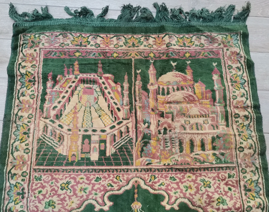 ÜZERİ KABE-İ ŞERİF GÖRSELLİ ANTİKA SECCADE