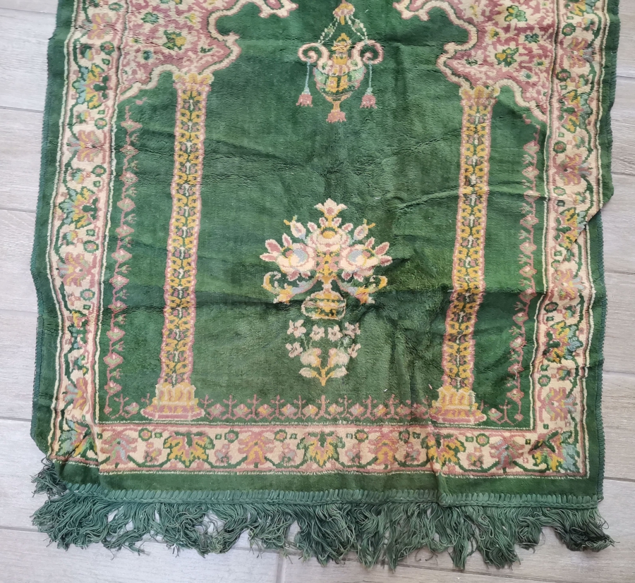 ÜZERİ KABE-İ ŞERİF GÖRSELLİ ANTİKA SECCADE