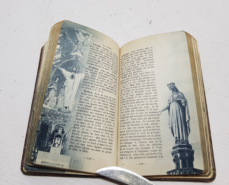 1906 TARİHLİ RENKLİ BASKI ALTIN VARAKLI CİLDİNDE FRANSIZCA İNCİL