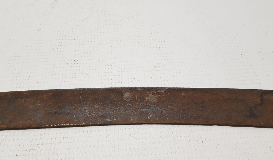 ÜZERİ İŞLEMELİ VE YAZILI OSMANLI DÖNEMİ NADİR FORMDA LEVANTEN YATAĞANI - DENİZCİ YATAĞANI