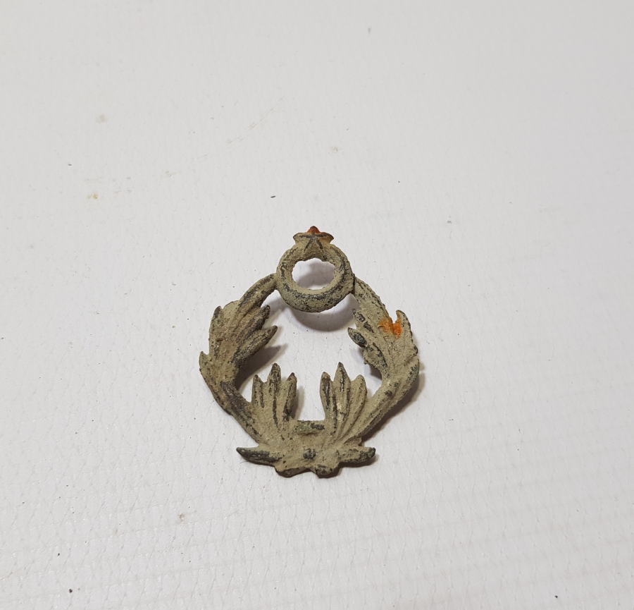 CUMHURİYET BAŞLARI NADİR SUBAY ŞAPKA KOKARTI