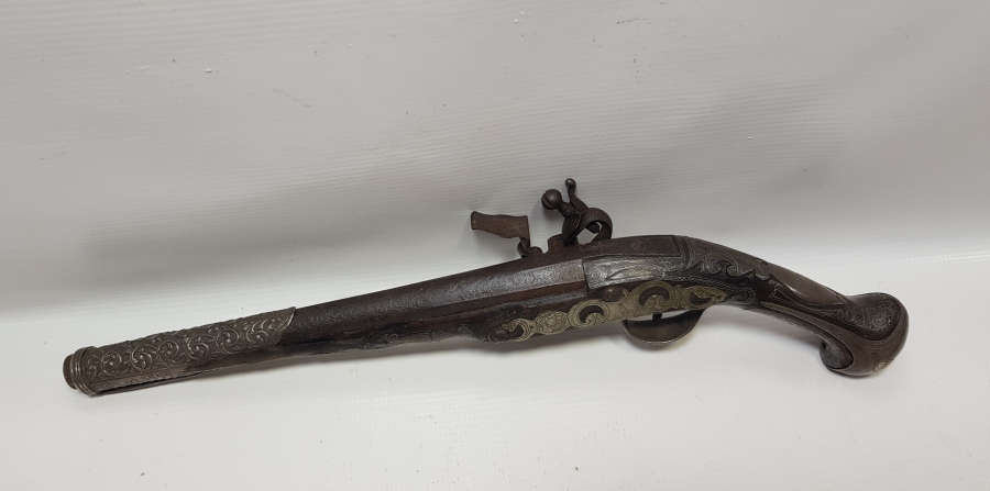 GÜMÜŞ ÇAKMA İŞÇİLİKLİ VE GÜMÜŞ APLİKLİ OSMANLI DÖNEMİ AFYON YAPIMI PİŞTOV