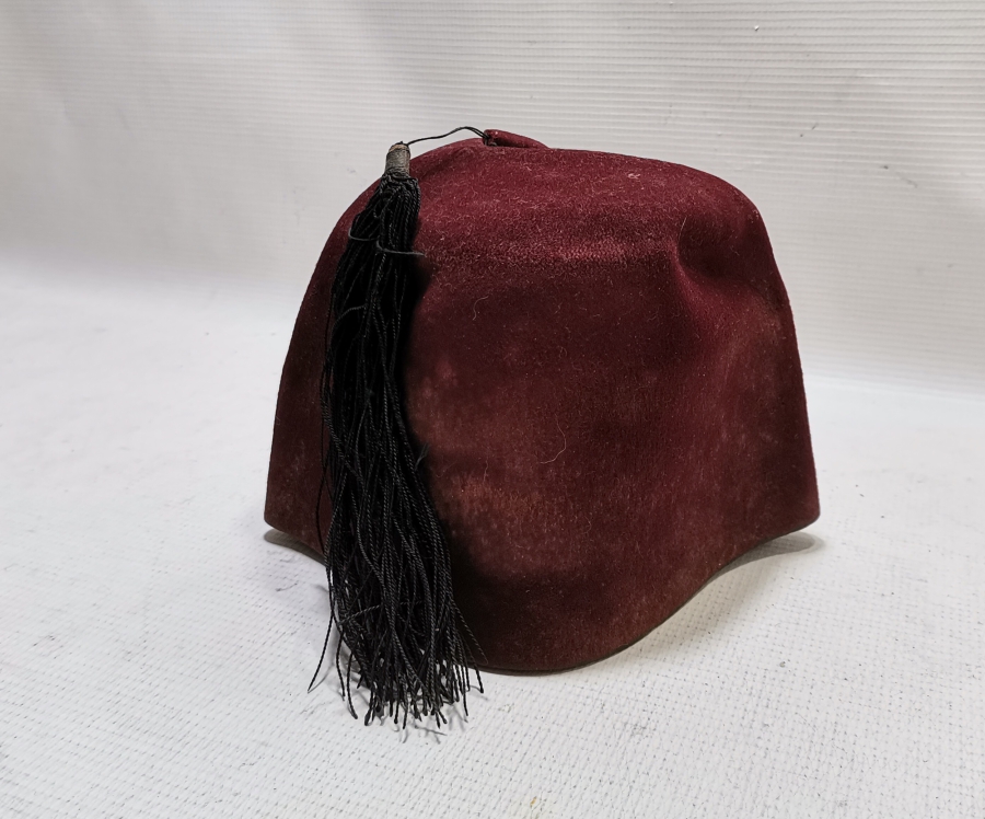 ORİJİNAL İPEK PÜSKÜLÜYLE OSMANLI DÖNEMİ NADİR MECİDİ TİPTE PAŞA FESİ