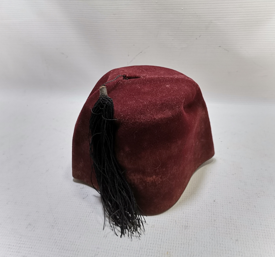 ORİJİNAL İPEK PÜSKÜLÜYLE OSMANLI DÖNEMİ NADİR MECİDİ TİPTE PAŞA FESİ