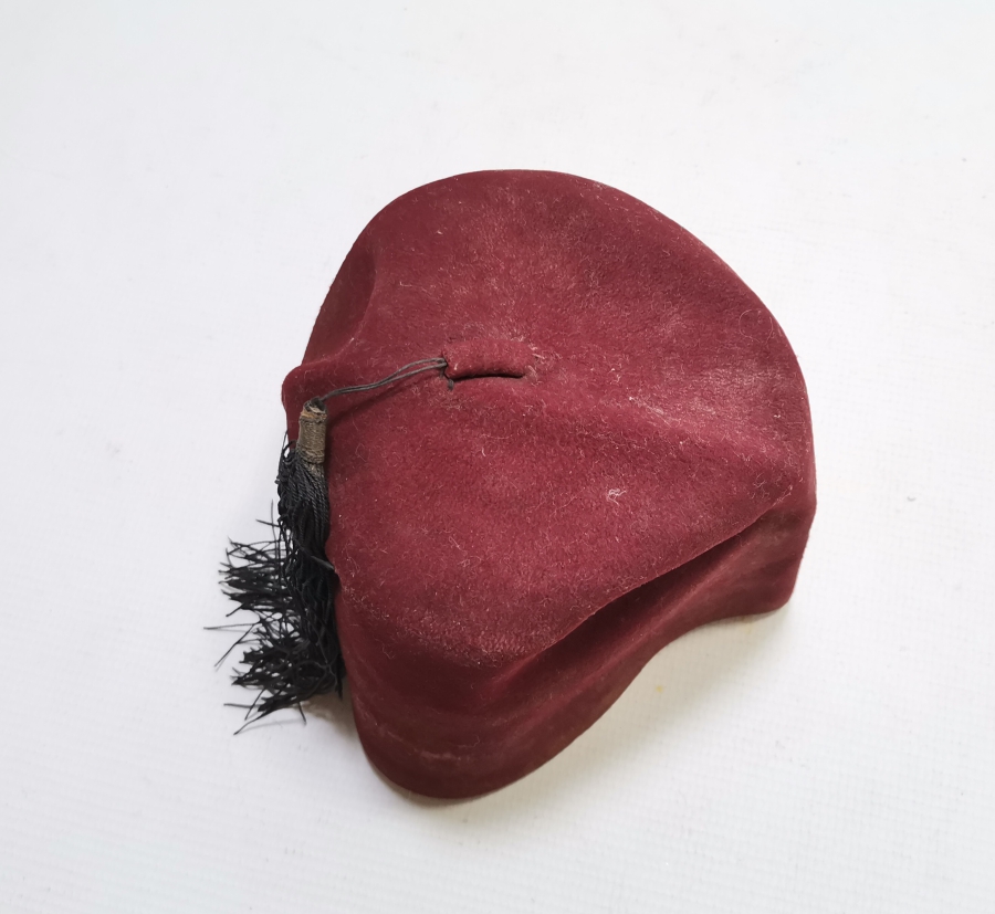 ORİJİNAL İPEK PÜSKÜLÜYLE OSMANLI DÖNEMİ NADİR MECİDİ TİPTE PAŞA FESİ