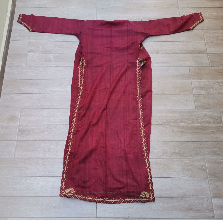 ÜZERİ ALTIN SIRMA İŞÇİLİKLİ OSMANLI DÖNEMİ NADİR İPEK ÜÇETEK