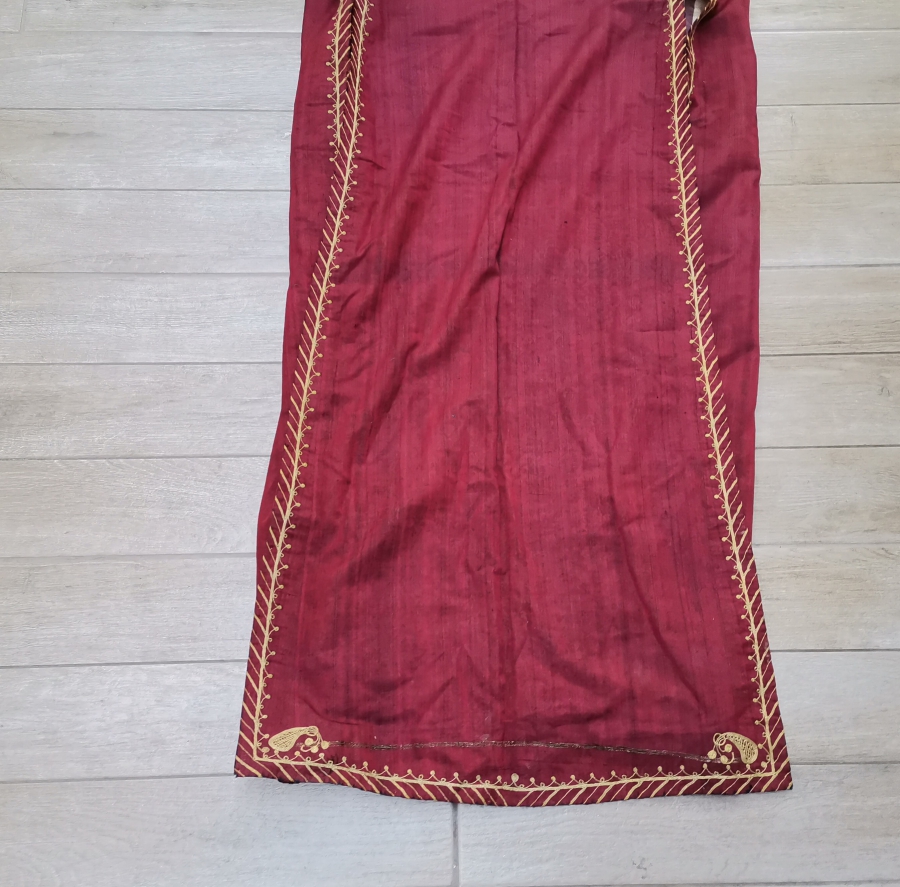 ÜZERİ ALTIN SIRMA İŞÇİLİKLİ OSMANLI DÖNEMİ NADİR İPEK ÜÇETEK