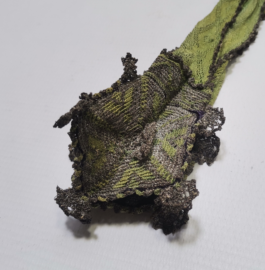 OSMANLI DÖNEMİ NADİR FORMDA GÜMÜŞ SIRMA İŞÇİLİKLİ ALTIN KESESİ