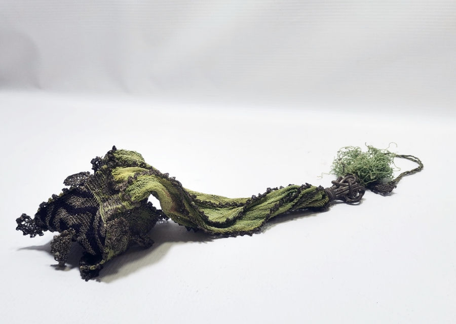 OSMANLI DÖNEMİ NADİR FORMDA GÜMÜŞ SIRMA İŞÇİLİKLİ ALTIN KESESİ