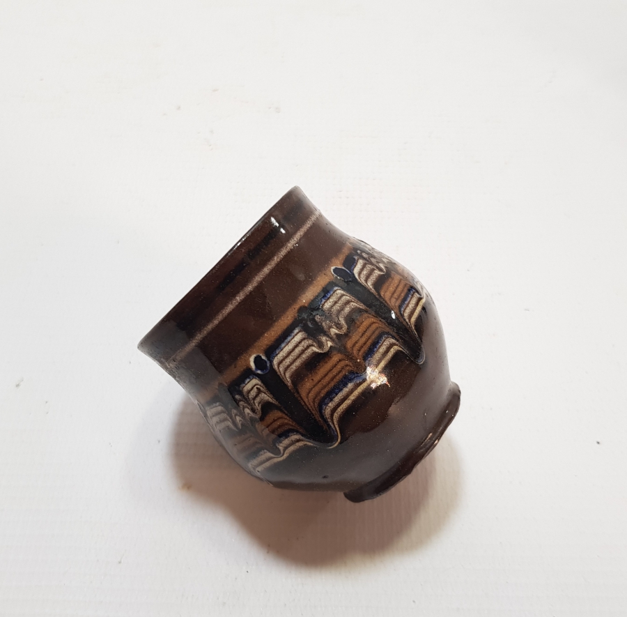 ÜZERİ AKITMA İŞÇİLİKLİ OSMANLI DÖNEMİ NADİR FORM VE RENKTE KINIK ZEMZEMLİK