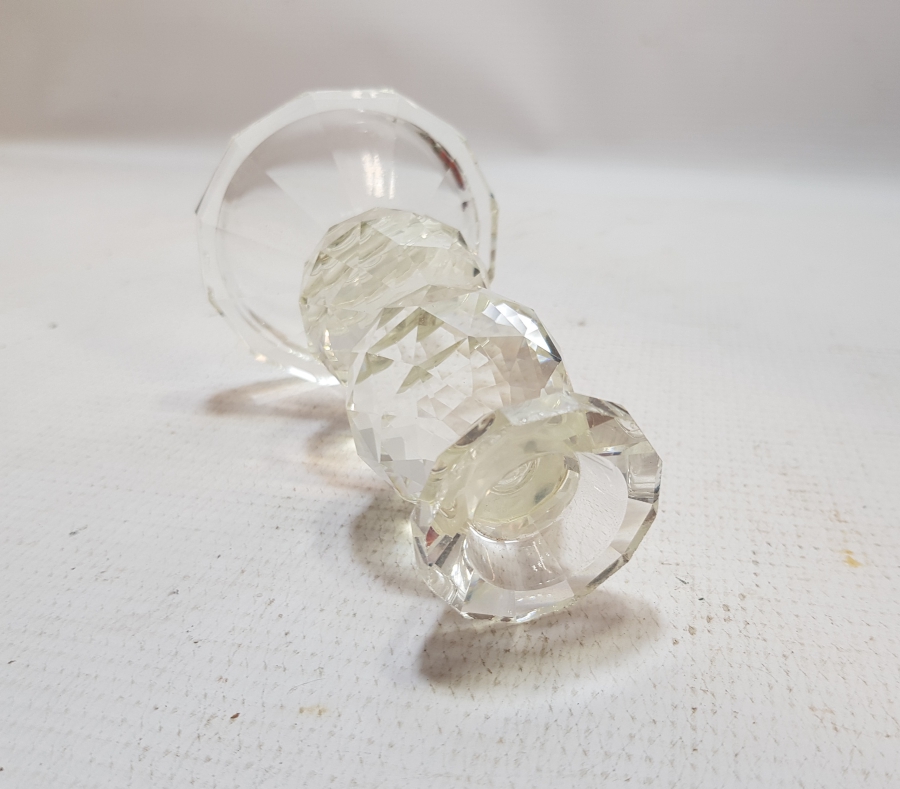 ANTİKA CAM DEKORATİF MUMLUK