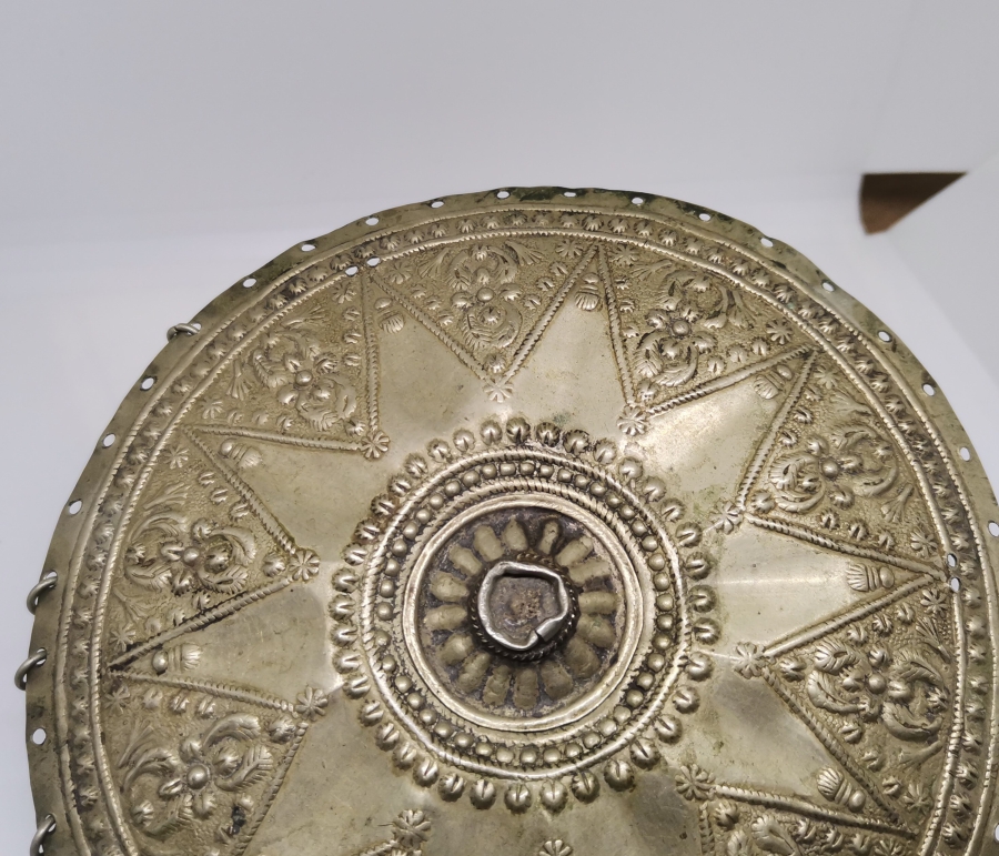 ÜZERİNDE TOPÇU AMBLEMİ BULUNAN OSMANLI DÖNEMİ ÇOK NADİR GELİN TEPELİĞİ - İLK KEZ GÖRÜLÜYOR