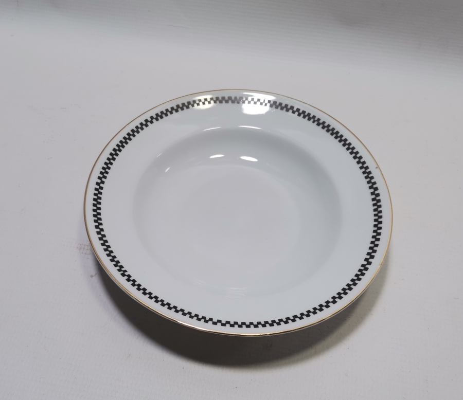 ARKASI OSMANLICA YAZILI VE ALTIN VARAKLI PORSELEN YEMEK TABAĞI