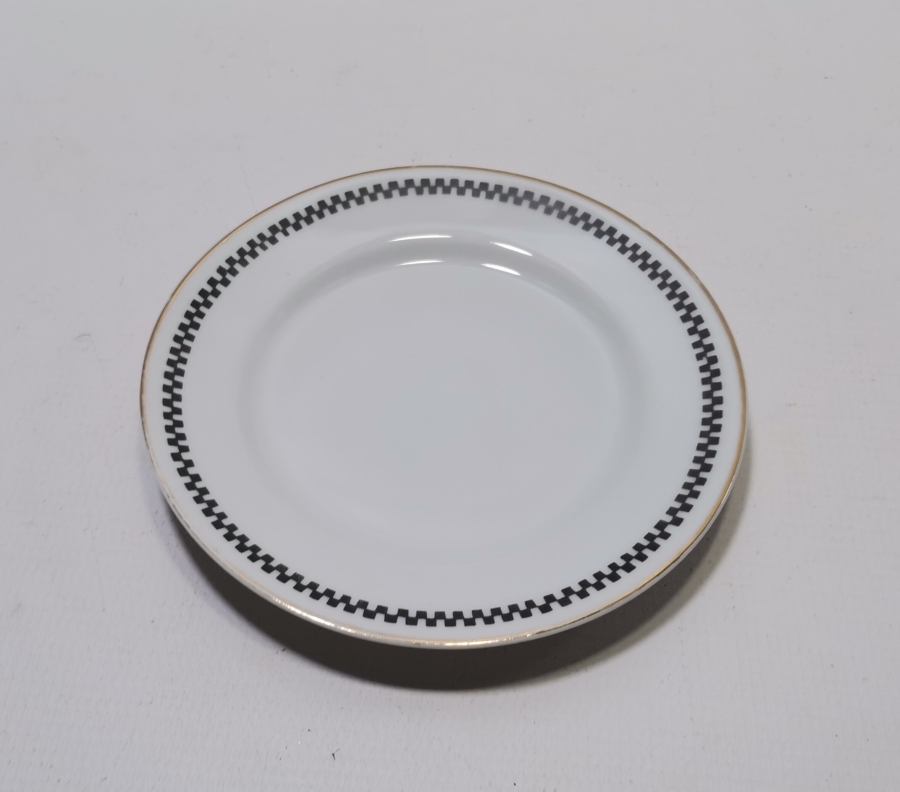 ARKASI OSMANLICA YAZILI VE ALTIN VARAKLI PORSELEN PASTA TABAĞI