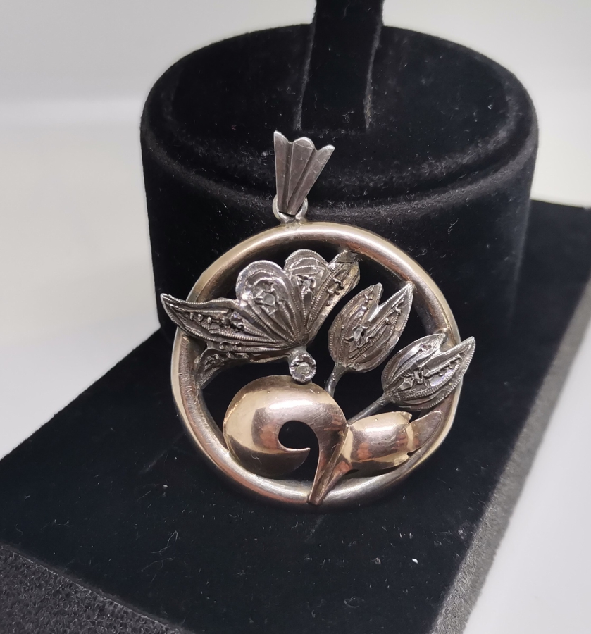 OSMANLI DÖNEMİ ELMAS TAŞLI VE LALE FİGÜRLÜ ALTIN KOLYE UCU