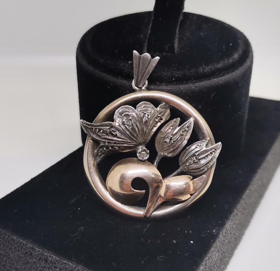 OSMANLI DÖNEMİ ELMAS TAŞLI VE LALE FİGÜRLÜ ALTIN KOLYE UCU