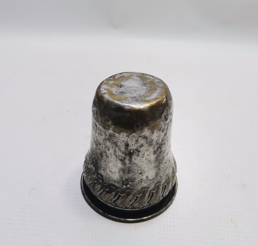 NADİR FORMDA OSMANLI DÖNEMİ METAL MEVLEVİ SİKKESİ