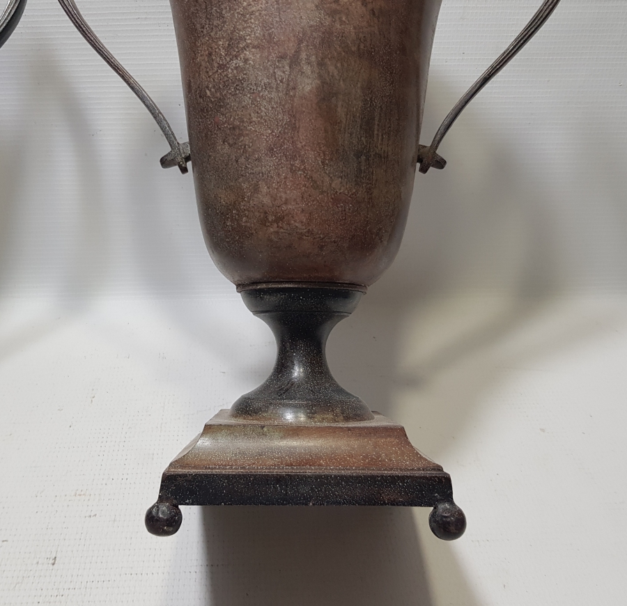 1900 BAŞLARI ANTİKA ÇİFT ŞÖMİNE SAATİ VAZOSU