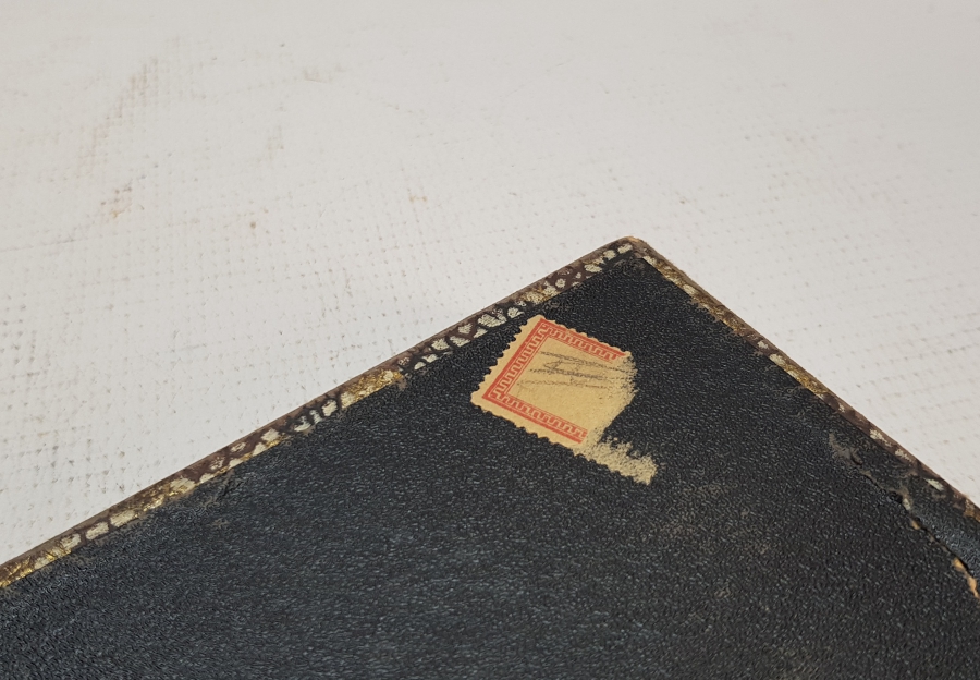 1900 BAŞLARI ORİJİNAL KUTUSUNDA ANTİKA YAZI TAKIMI