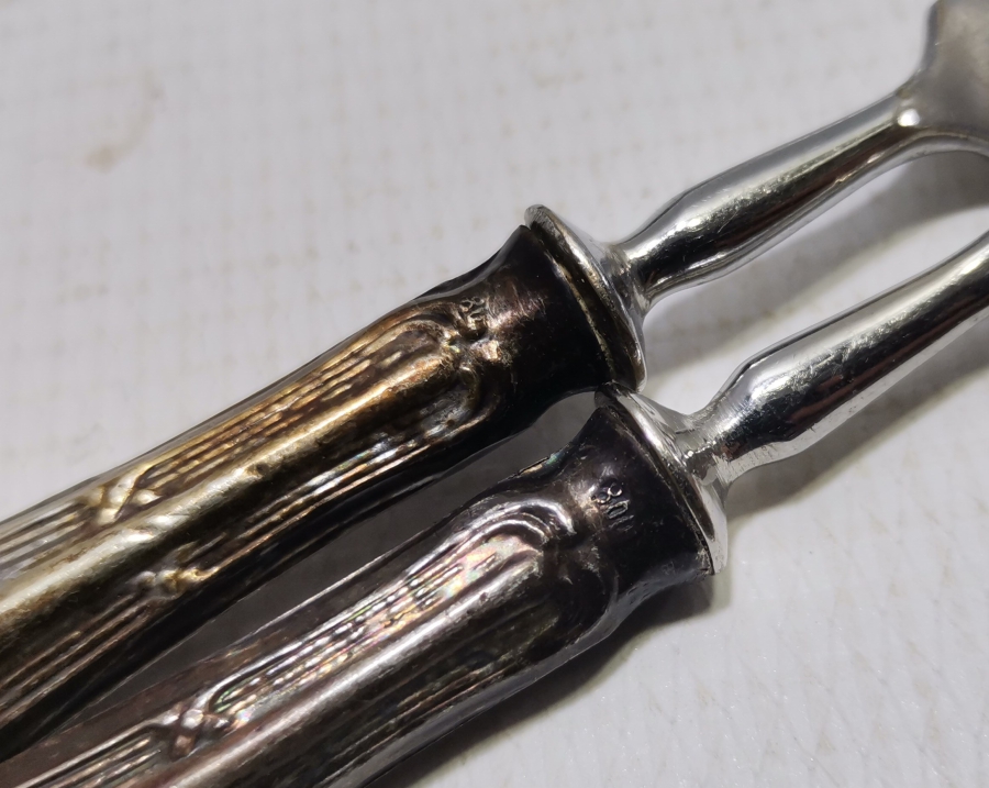 GÜMÜŞ SAPLI ALTILI ÇATAL BIÇAK SETİ