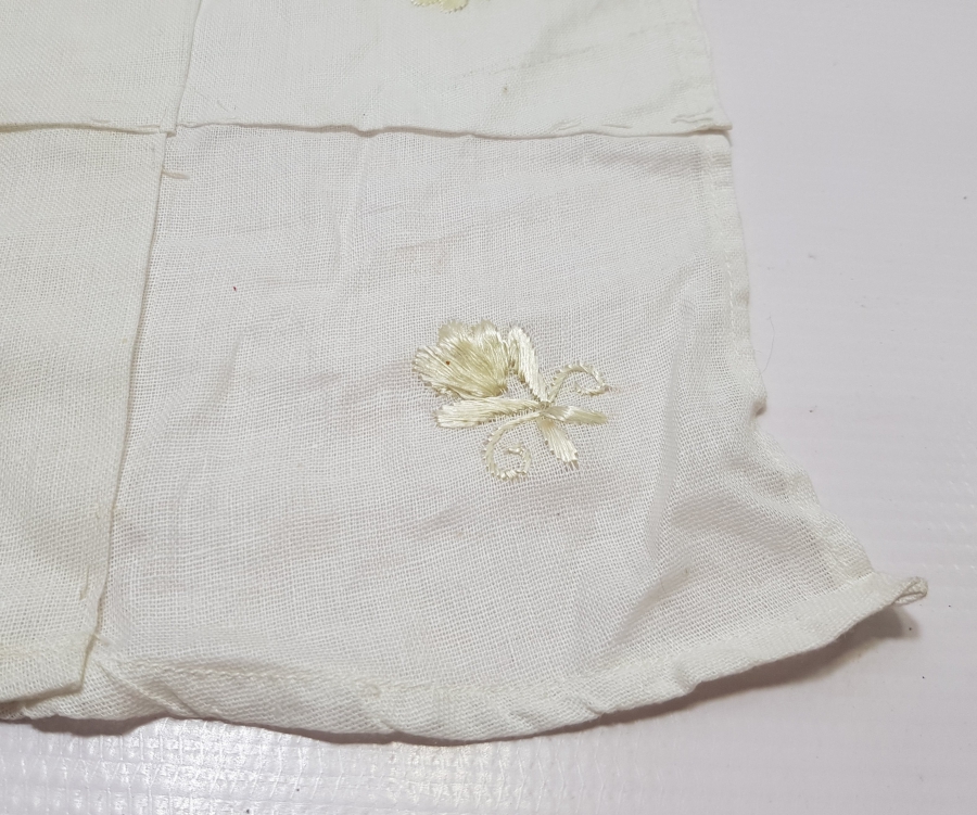 DÖRT KÖŞESİ İŞLEMELİ OSMANLI DÖNEMİ GELİN ÇEVRESİ