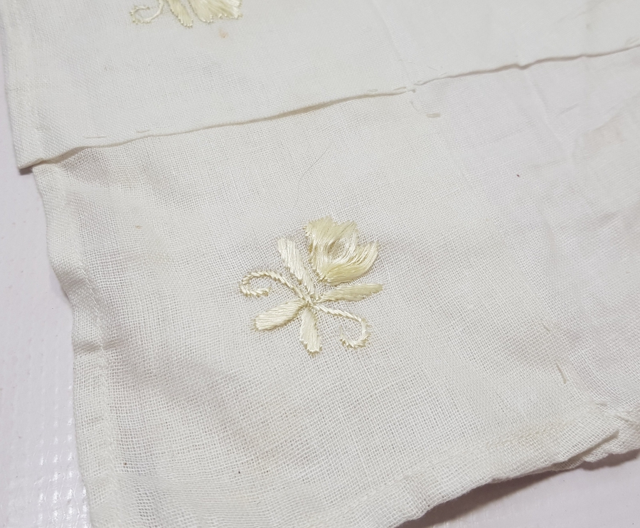 DÖRT KÖŞESİ İŞLEMELİ OSMANLI DÖNEMİ GELİN ÇEVRESİ