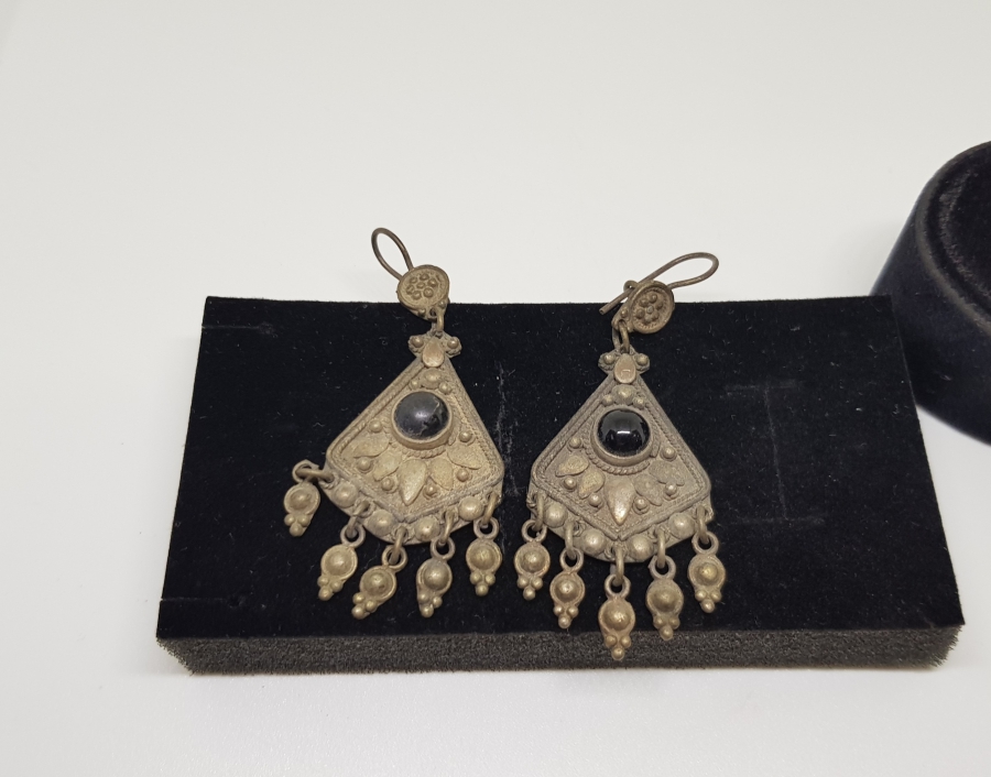 ÖZEL YAPIM ANTİKA SİYAH AKİKLİ GÜMÜŞ KÜPE