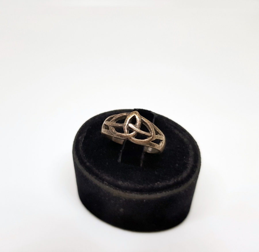 GEMİCİ DÜĞÜMÜ FORMUNDA YAPILMIŞ GÜMÜŞ YÜZÜK