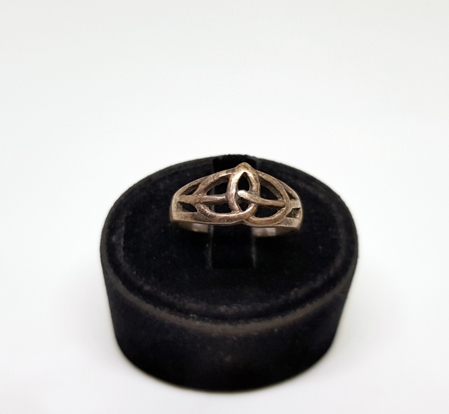 GEMİCİ DÜĞÜMÜ FORMUNDA YAPILMIŞ GÜMÜŞ YÜZÜK