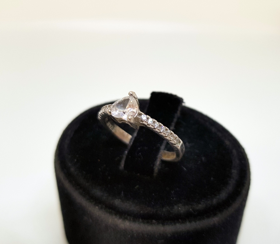 TAMTUR TEKTAŞ MODELİ GÜMÜŞ YÜZÜK