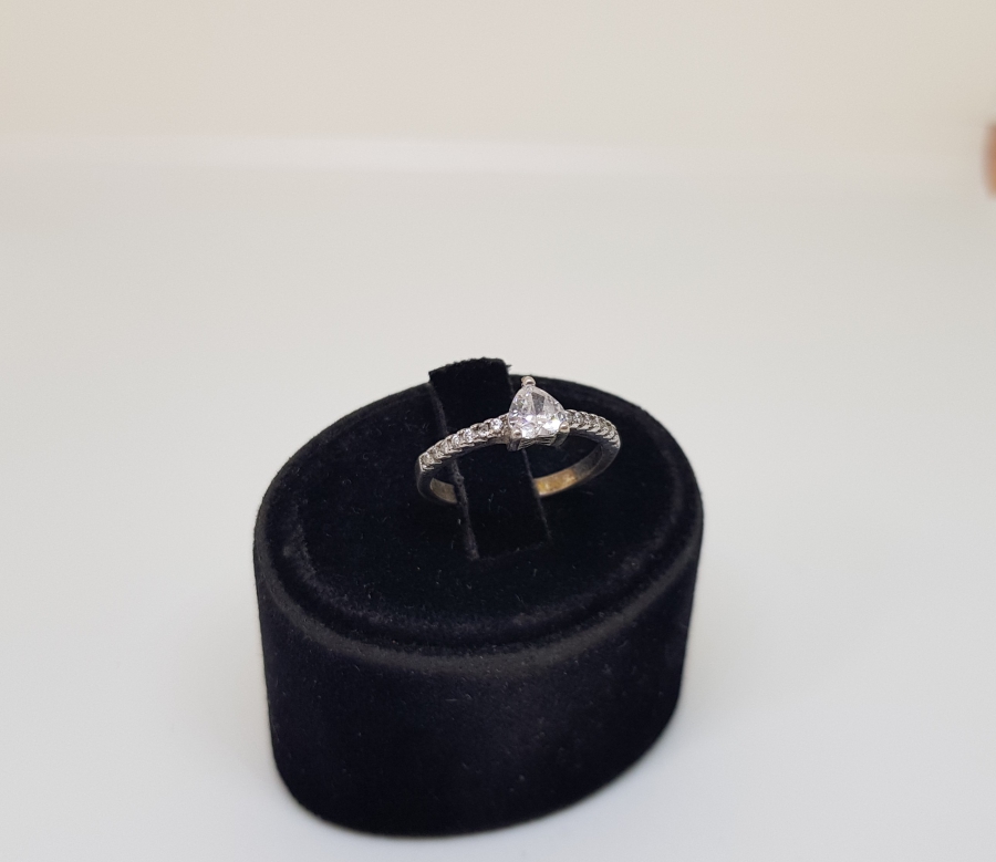 TAMTUR TEKTAŞ MODELİ GÜMÜŞ YÜZÜK