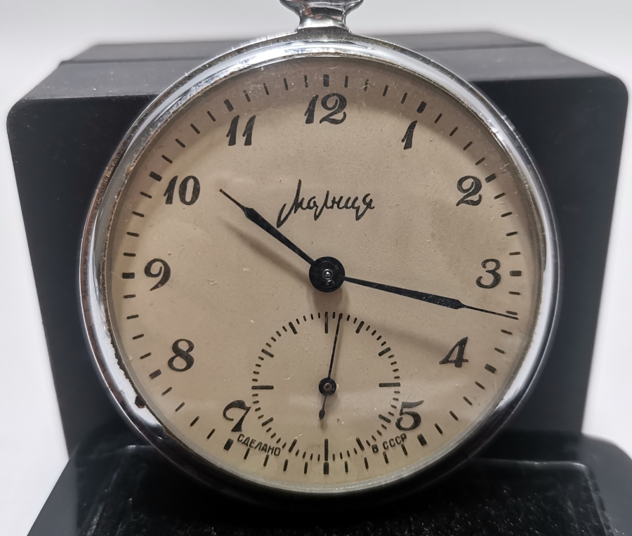 SOVYET RUSYA YAPIMI KURMALI ANTİKA CEP SAATİ