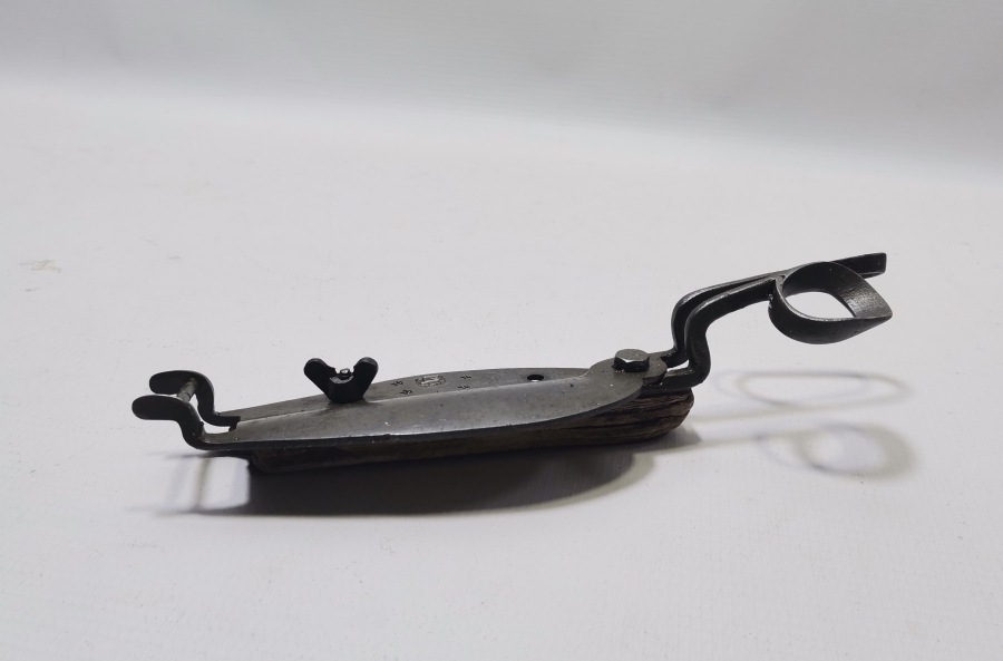 ÜZERİ OSMANLICA USTA DAMGALI OSMANLI DÖNEMİ NADİR HEREKE HALI MAKASI