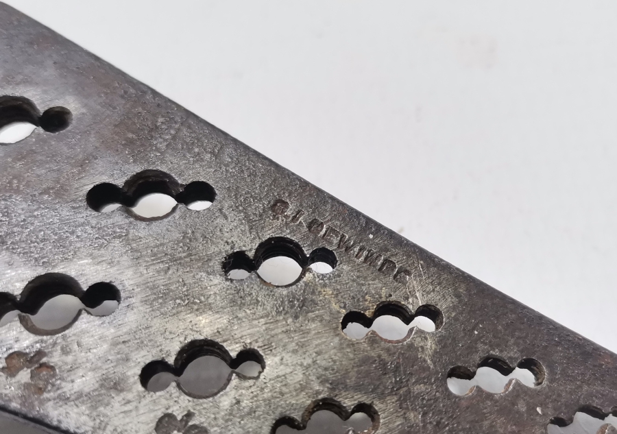 OSMANLI DÖNEMİ NADİR USTA DAMGALI KUYUMCU TEL ÇEKME ALETİ