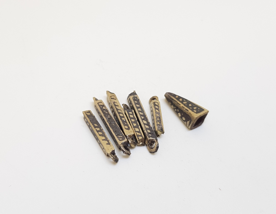 OSMANLI DÖNEMİ SAVATLI TAKI PARÇALARI