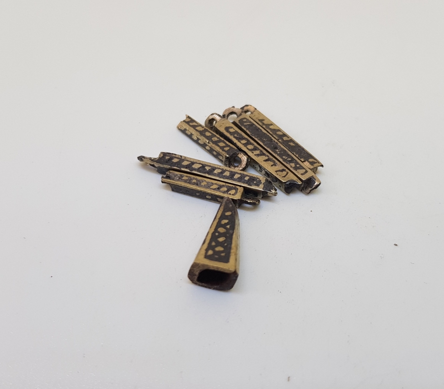 OSMANLI DÖNEMİ SAVATLI TAKI PARÇALARI