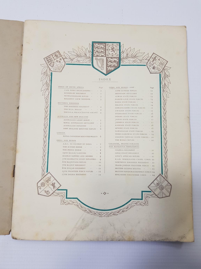 1. DÜNYA SAVAŞI DÖNEMİ İNGİLİZ ASKER VE SUBAY KIYAFETLERİ ALBÜMÜ