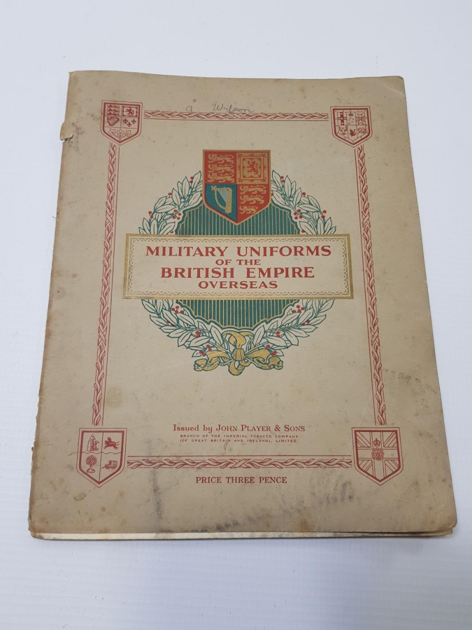 1. DÜNYA SAVAŞI DÖNEMİ İNGİLİZ ASKER VE SUBAY KIYAFETLERİ ALBÜMÜ