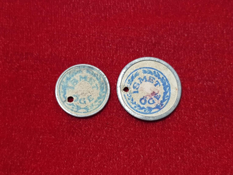 İSMET ÖGE YAZILI BİR ÇİFT ZEYTİN TOPLAMA JETONU