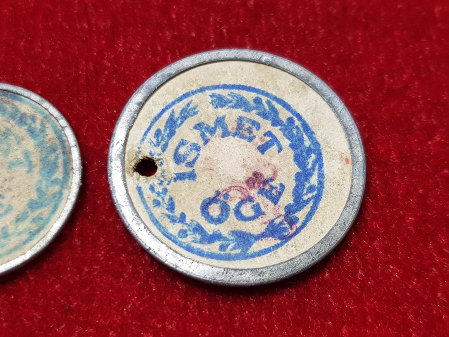 İSMET ÖGE YAZILI BİR ÇİFT ZEYTİN TOPLAMA JETONU