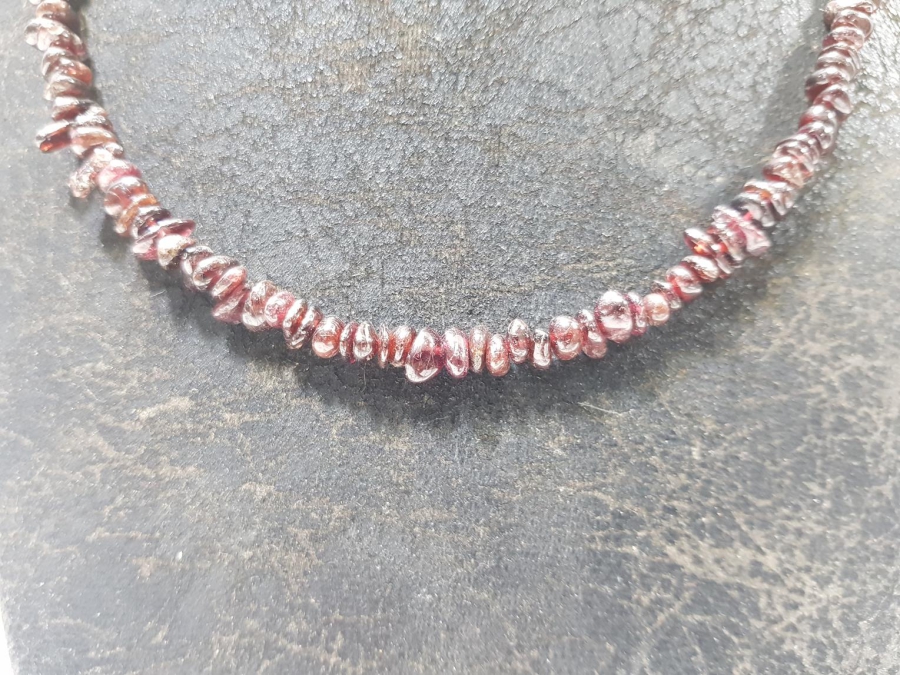 ANTİKA LAL TAŞI GERDANLIK