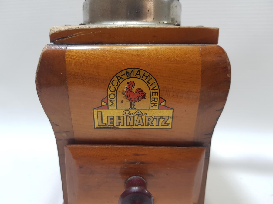 ANTİKA AHŞAP KAHVE DEĞİRMENİ